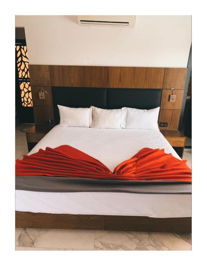 El Harkat Ourika Camp Suites Hotel & Resort المظهر الخارجي الصورة