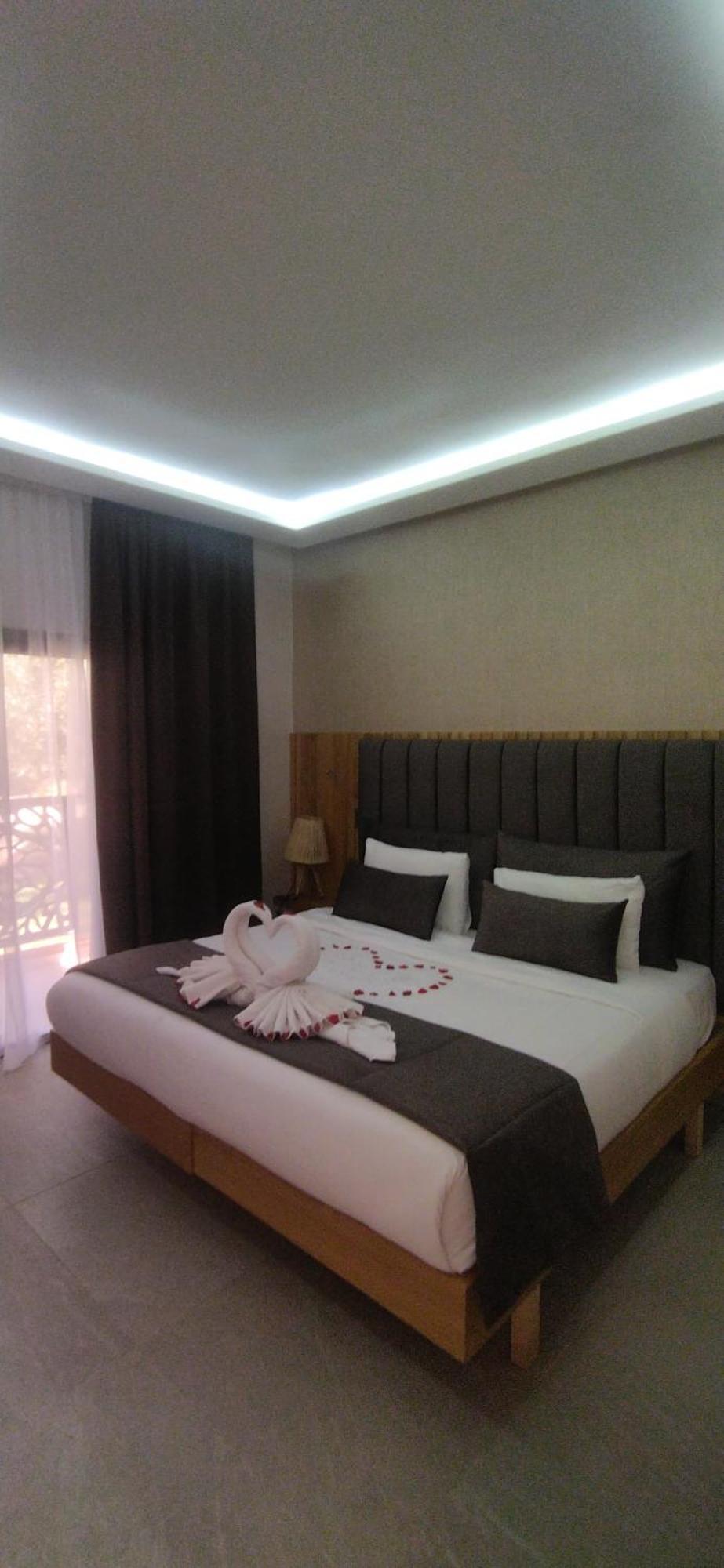 El Harkat Ourika Camp Suites Hotel & Resort المظهر الخارجي الصورة